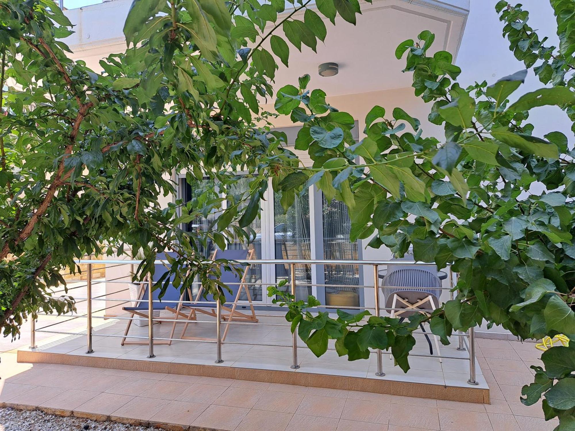 Chania Sweet Ground-Floor Apt エクステリア 写真